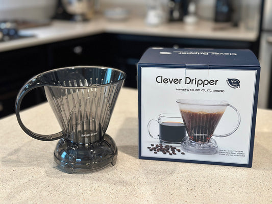 Photo of a Clever Dripper sitting on a kitchen counter